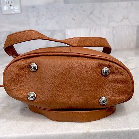 NEWAGE Caramel Leather Shoulder Bag - Picture 8 of 8